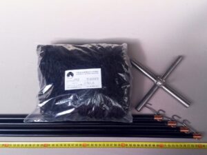 Senknetz Komplett 2 x 2 m + Nylon 20×20 mm schwarz – knotenlos