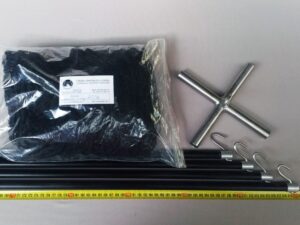 Senknetz Komplett 2,5 x 2,5 m + Nylon 20×20 mm schwarz – knotenlos