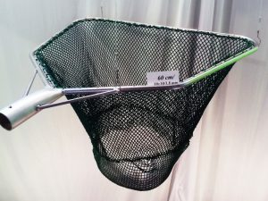 Kescher eckig aus verzinktem Stahl 60/ 10×10/1,8 mm – kleiner Bügelhamen