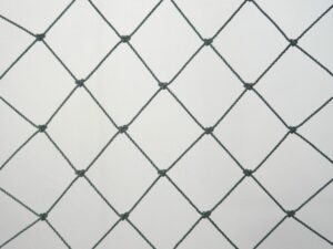 Schutznetz, geknotet, Polyethylen – multifil 45/2,0 mm dunkelgrün