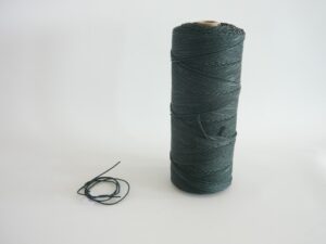 Kordel Polyethylen 2,0 mm / 1 kg (500 m) gezwirnt, dunkel grün - 1