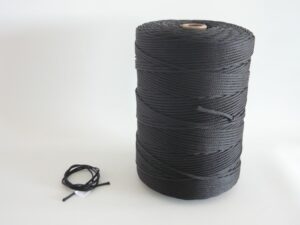 Kordel Polyethylen 3,5 mm / 4 kg (880 m) gestrickt, schwarz - 1