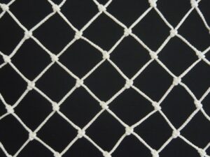 Deko-Netz aus Polypropylen 40/3,0 mm weiß